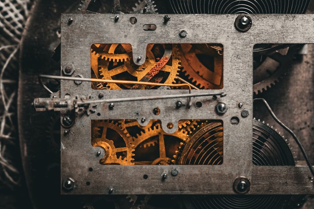 Best Mining Algorithms and the Tools That Support Them